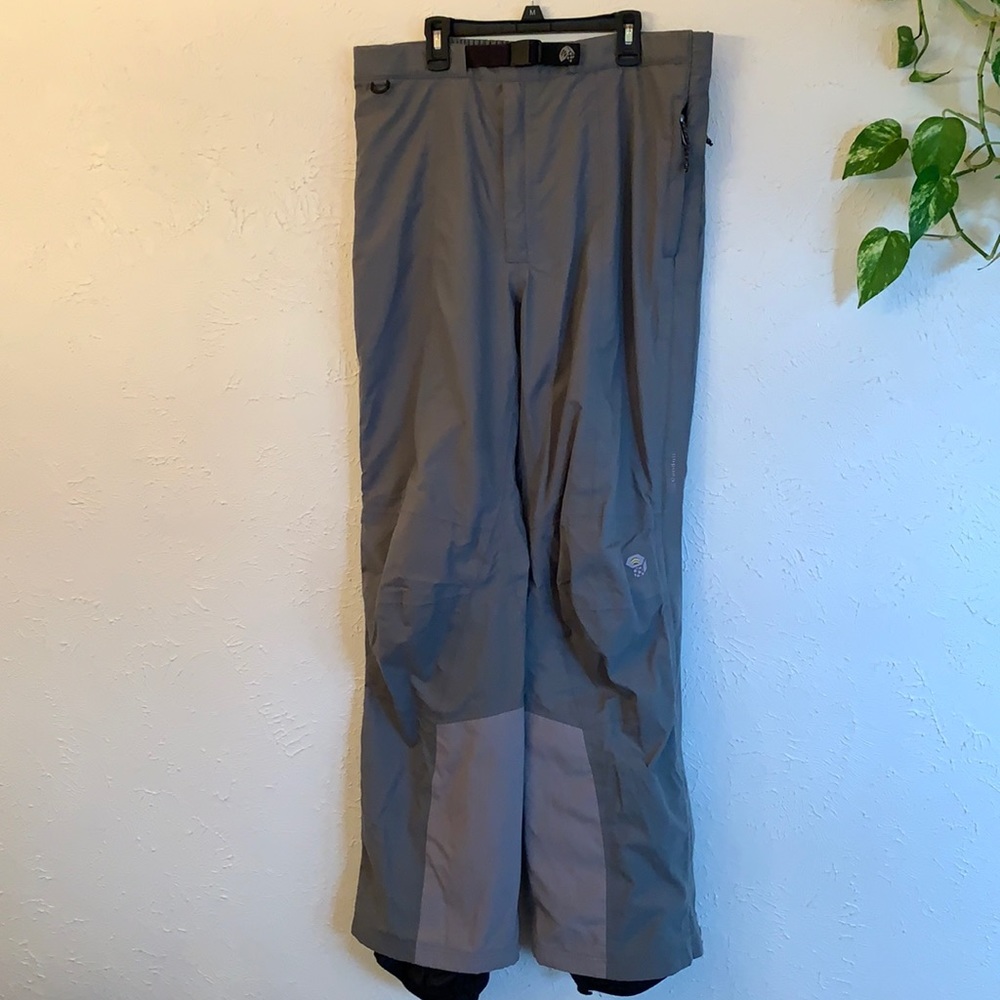 Mountain Hardwear mens ski pants - x cond. Large